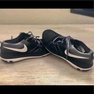 Nike womens Focus Flyknit Free Trainers